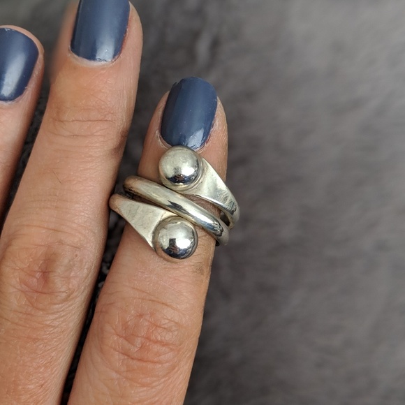 STERLING SILVER RING - Picture 3 of 5